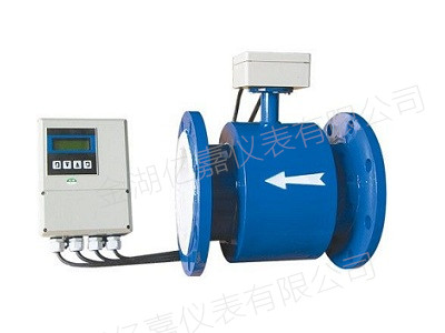 電磁流量計實物圖 電磁流量計實物圖